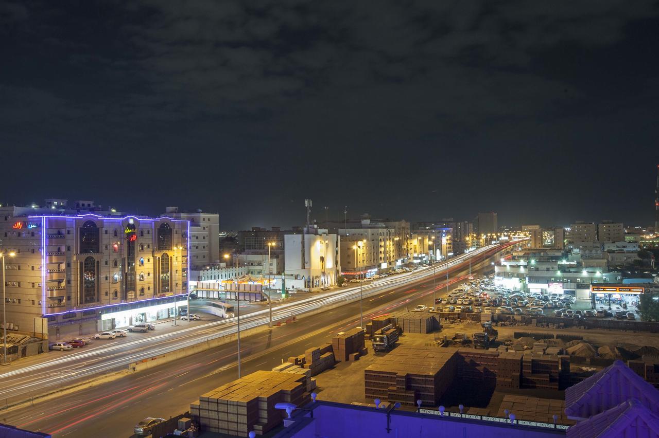 Al Ezzah Palace Hotel Suites Jiddah Esterno foto