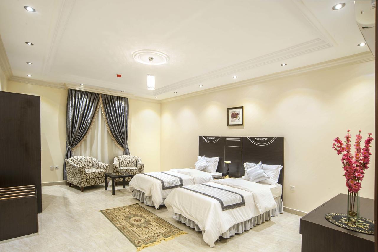 Al Ezzah Palace Hotel Suites Jiddah Esterno foto