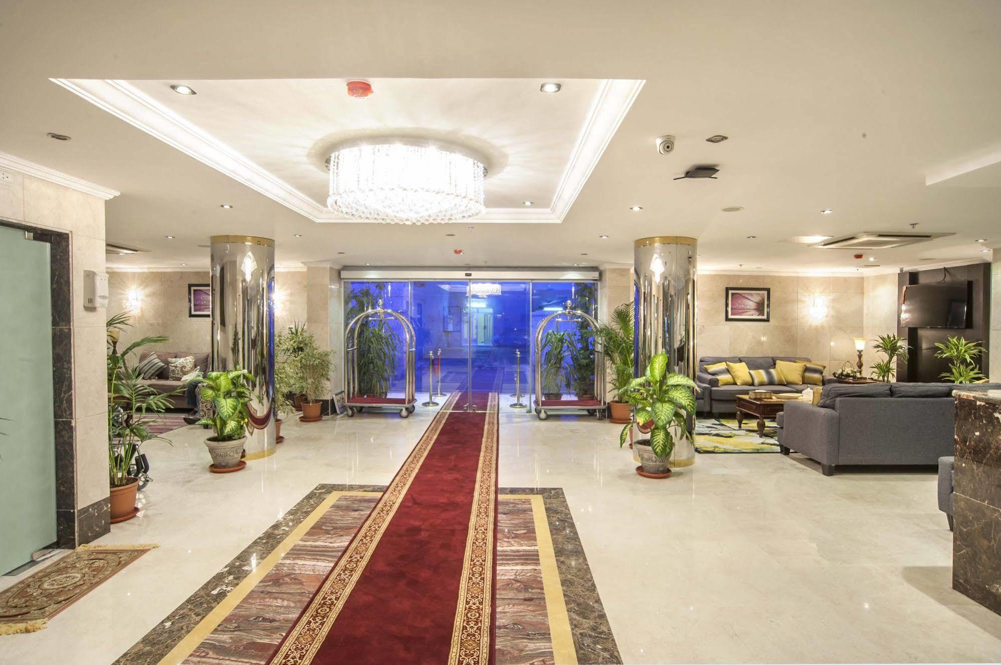 Al Ezzah Palace Hotel Suites Jiddah Esterno foto